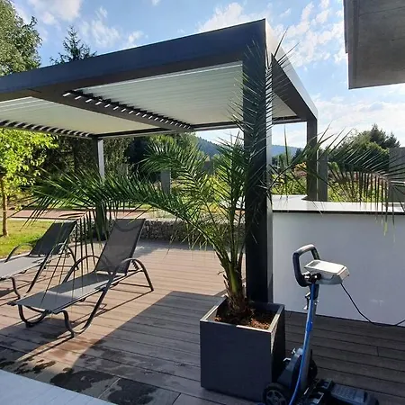 Standing Jacuzzi