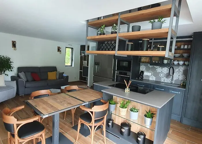 Apartment Standing Jacuzzi